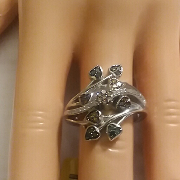 LC Jewelry - DIAMOND RING, SIZE 9